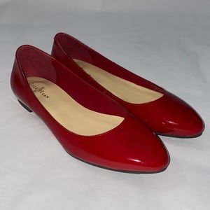 NWOT Cole Haan Red Flats
